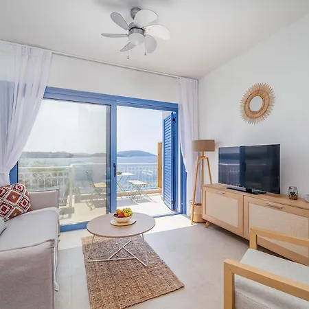 Greek House Complex B6 * نيدري